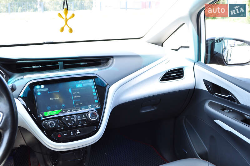 Хэтчбек Chevrolet Bolt EV 2017 в Николаеве