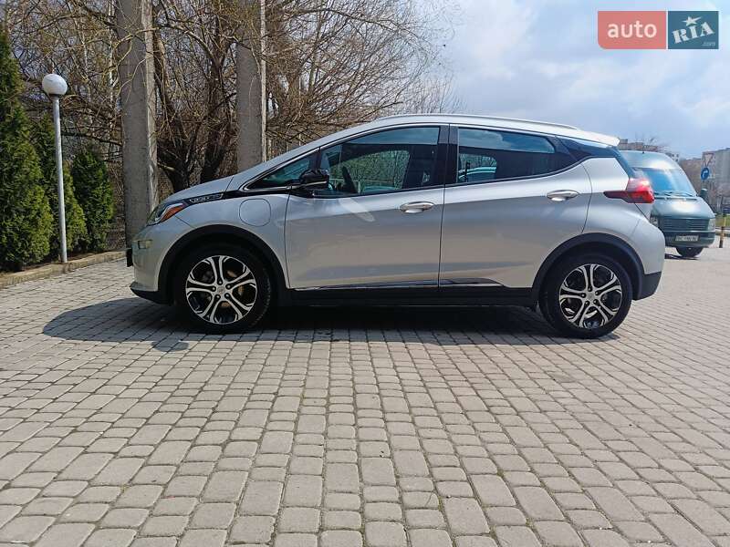 Хэтчбек Chevrolet Bolt EV 2017 в Львове фото 4 Хэтчбек Chevrolet Bolt EV 2017 в Львове