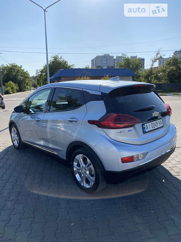 Хэтчбек Chevrolet Bolt EV 2017 в Ирпене