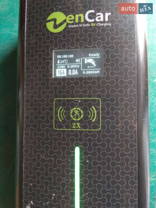 Хетчбек Chevrolet Bolt EV 2019 в Києві