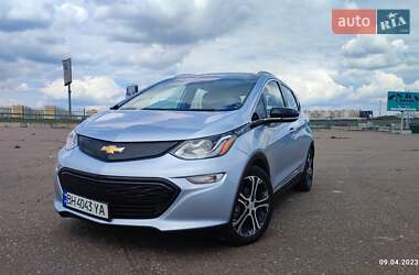 Хэтчбек Chevrolet Bolt EV 2017 в 