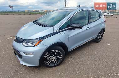 Хэтчбек Chevrolet Bolt EV 2017 в 