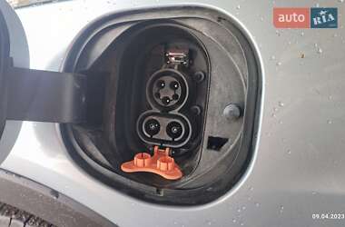 Хэтчбек Chevrolet Bolt EV 2017 в 