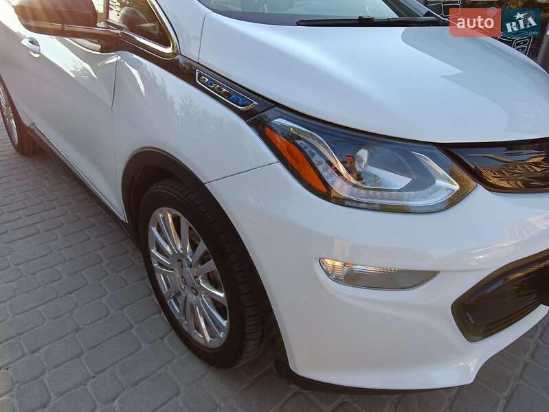 Хетчбек Chevrolet Bolt EV 2020 в Львові