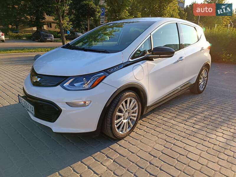 Хетчбек Chevrolet Bolt EV 2020 в Львові