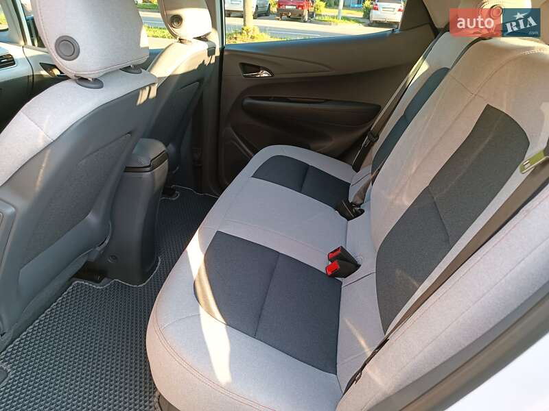 Хетчбек Chevrolet Bolt EV 2020 в Львові