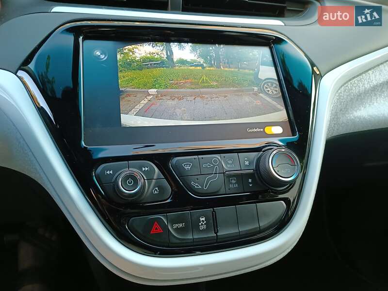 Хетчбек Chevrolet Bolt EV 2020 в Львові
