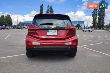 Хэтчбек Chevrolet Bolt EV 2018 в 