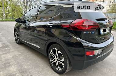 Хэтчбек Chevrolet Bolt EV 2020 в 