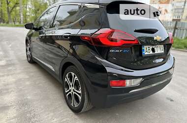 Хэтчбек Chevrolet Bolt EV 2020 в 