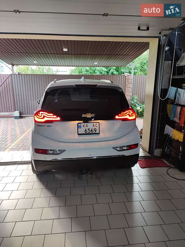 Хетчбек Chevrolet Bolt EV 2017 в Києві