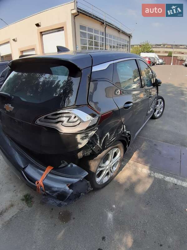 Хэтчбек Chevrolet Bolt EV 2020 в Киеве
