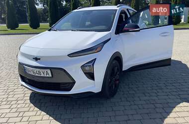 Хэтчбек Chevrolet Bolt EV 2022 в 