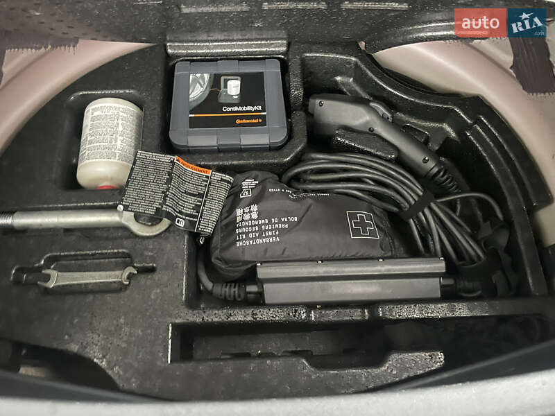 Хэтчбек Chevrolet Bolt EV 2017 в Ужгороде