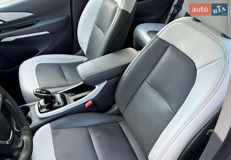Хэтчбек Chevrolet Bolt EV 2018 в Черновцах фото 10 Хэтчбек Chevrolet Bolt EV 2018 в Черновцах