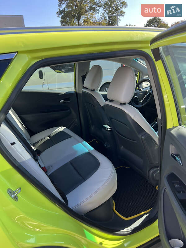 Хэтчбек Chevrolet Bolt EV 2018 в Виннице