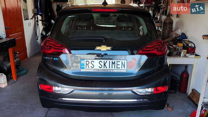 Хэтчбек Chevrolet Bolt EV 2016 в Южноукраинске