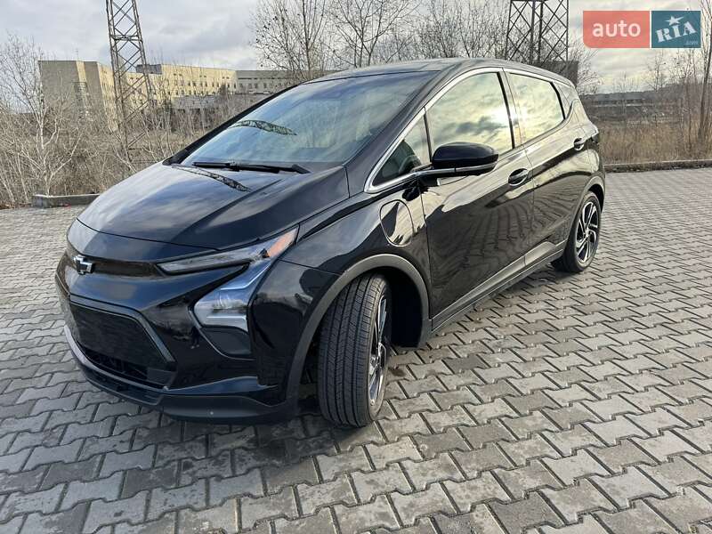 Хэтчбек Chevrolet Bolt EV 2022 в Киеве