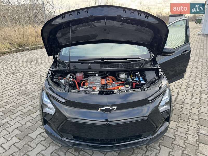 Хэтчбек Chevrolet Bolt EV 2022 в Киеве