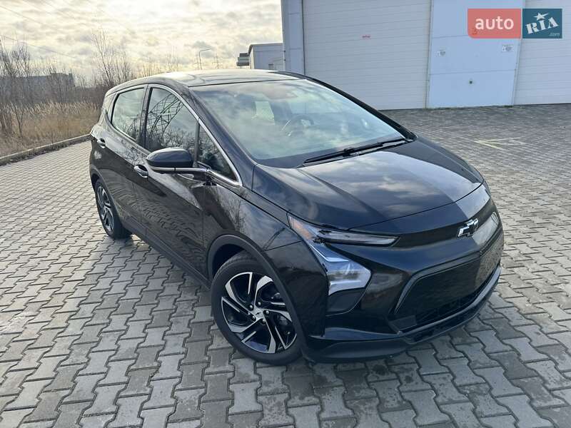 Хэтчбек Chevrolet Bolt EV 2022 в Киеве