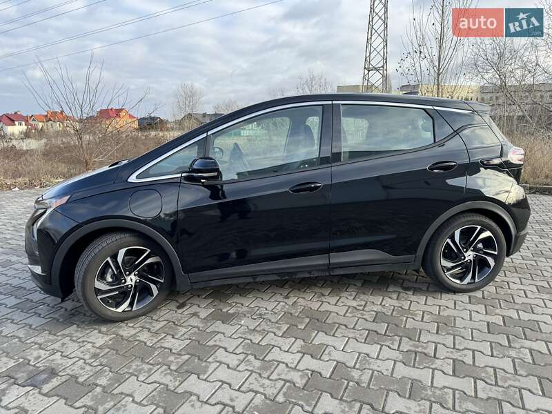 Хэтчбек Chevrolet Bolt EV 2022 в Киеве