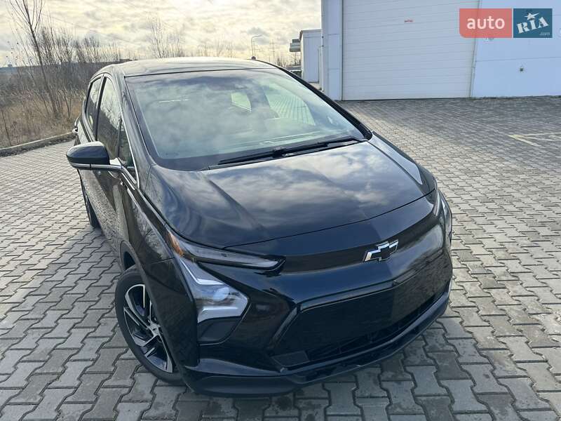 Хэтчбек Chevrolet Bolt EV 2022 в Киеве