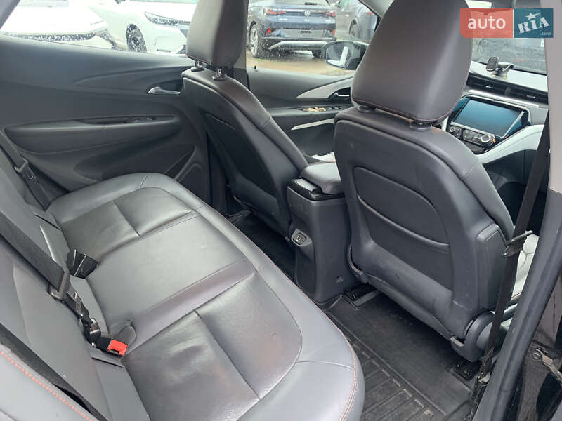 Хэтчбек Chevrolet Bolt EV 2018 в Днепре