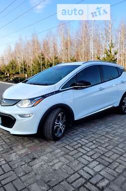 Хэтчбек Chevrolet Bolt EV 2017 в 