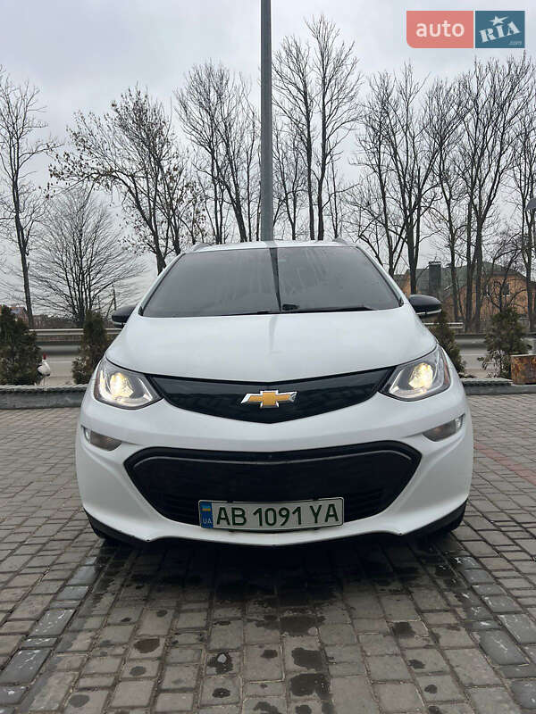 Хэтчбек Chevrolet Bolt EV 2016 в Виннице фото 11 Хэтчбек Chevrolet Bolt EV 2016 в Виннице