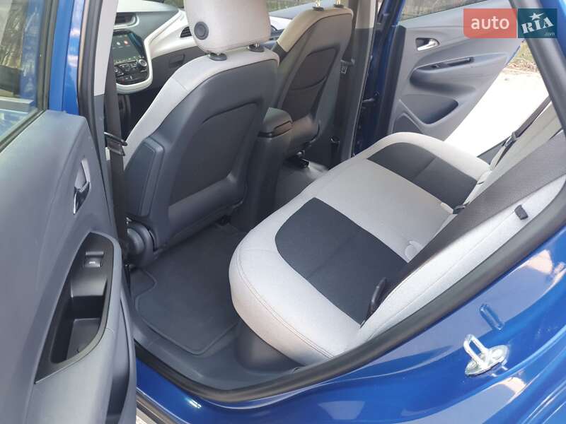 Хетчбек Chevrolet Bolt EV 2017 в Запоріжжі