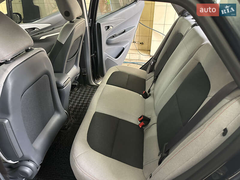 Хэтчбек Chevrolet Bolt EV 2017 в Черкассах