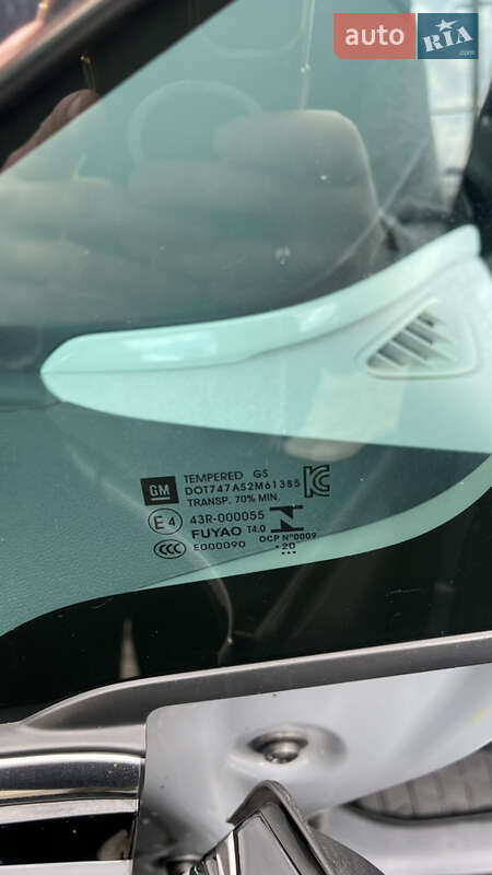 Хэтчбек Chevrolet Bolt EV 2020 в Николаеве