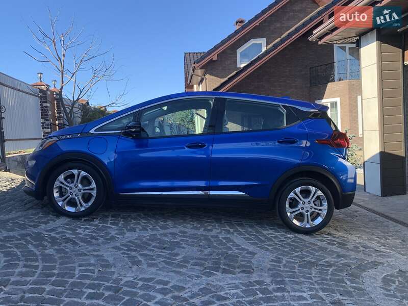 Хетчбек Chevrolet Bolt EV 2021 в Києві фото 28 Хетчбек Chevrolet Bolt EV 2021 в Києві