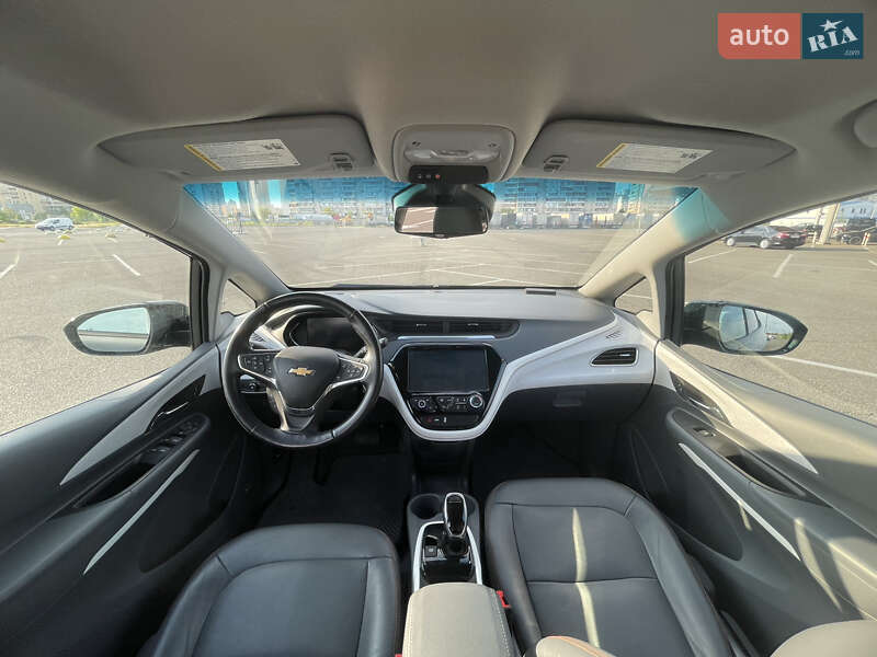 Хэтчбек Chevrolet Bolt EV 2018 в Киеве фото 37 Хэтчбек Chevrolet Bolt EV 2018 в Киеве