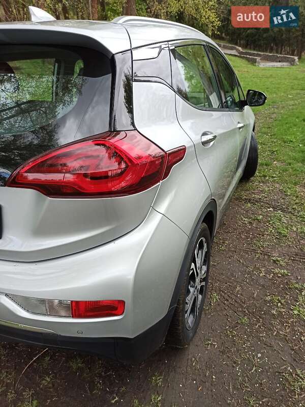 Хэтчбек Chevrolet Bolt EV 2017 в Сквире