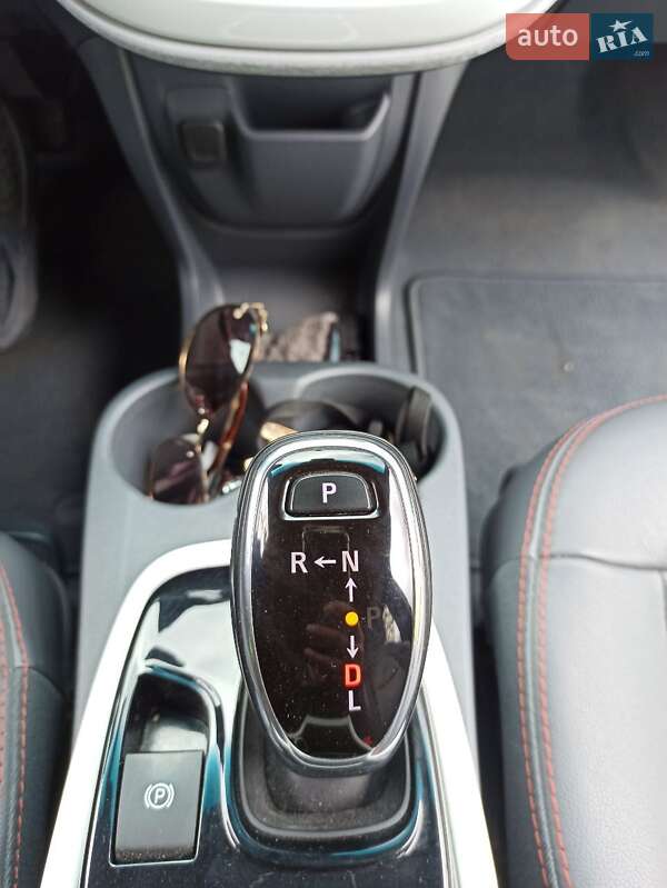 Хэтчбек Chevrolet Bolt EV 2017 в Сквире