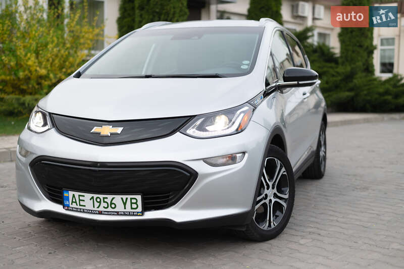 Хэтчбек Chevrolet Bolt EV 2017 в Днепре