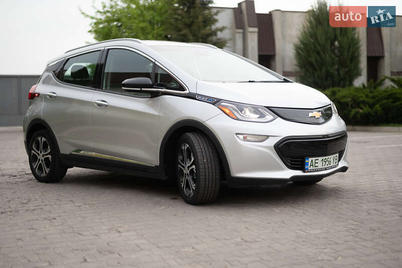 Хэтчбек Chevrolet Bolt EV 2017 в Днепре