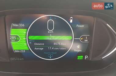 Хетчбек Chevrolet Bolt EV 2017 в Рені