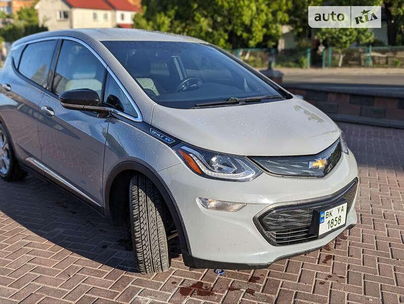 Хэтчбек Chevrolet Bolt EV 2019 в Ровно