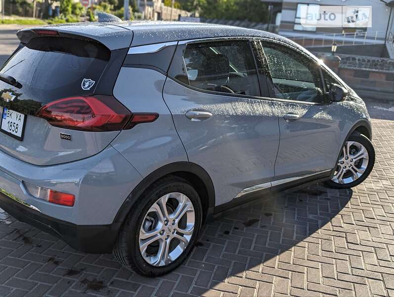 Хэтчбек Chevrolet Bolt EV 2019 в Ровно