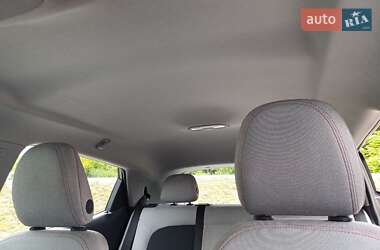 Хэтчбек Chevrolet Bolt EV 2017 в 