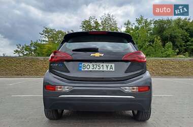 Хэтчбек Chevrolet Bolt EV 2017 в 