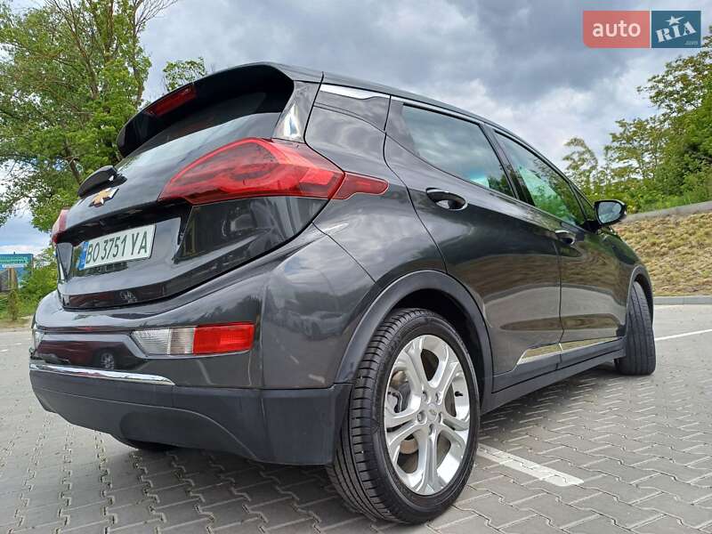 Хэтчбек Chevrolet Bolt EV 2017 в Тернополе