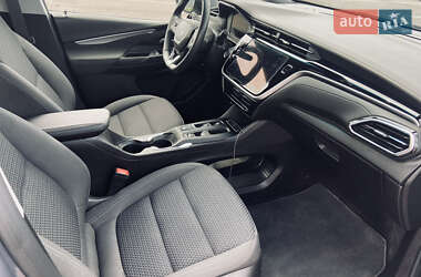 Хэтчбек Chevrolet Bolt EV 2022 в 