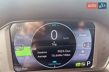 Хэтчбек Chevrolet Bolt EV 2022 в 
