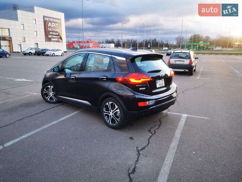 Хэтчбек Chevrolet Bolt EV 2018 в Киеве