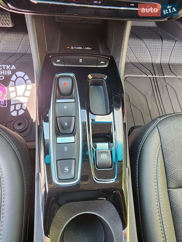 Хэтчбек Chevrolet Bolt EV 2023 в Львове
