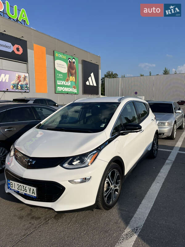 Хэтчбек Chevrolet Bolt EV 2021 в Павлограде