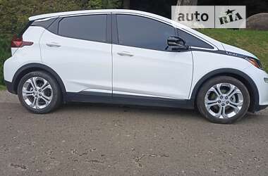 Хэтчбек Chevrolet Bolt EV 2019 в 